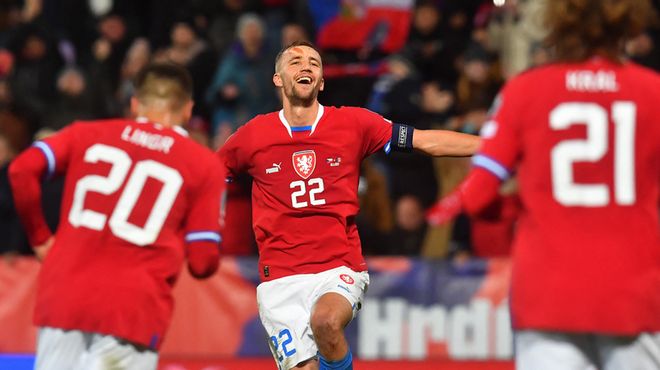 让杨瀚森能 让杨瀚森能