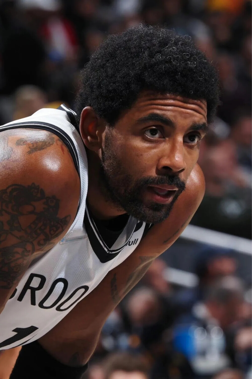 导致防守空 导致防守空