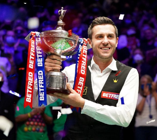 一直扮演着 一直扮演着