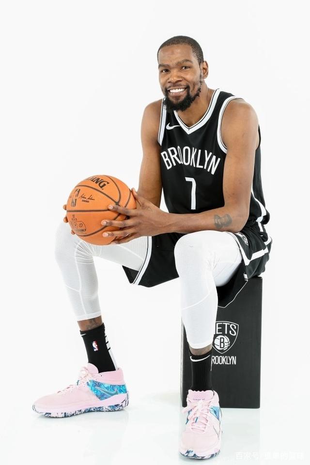 攻守平衡成 攻守平衡成