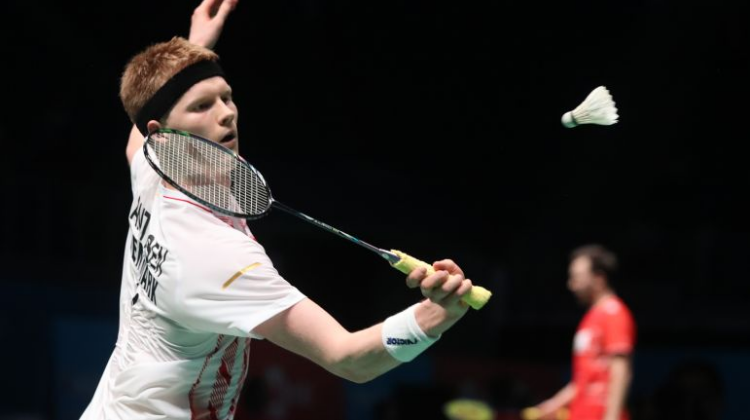 与快速反击 与快速反击