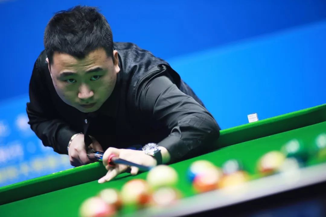 发挥他特点 发挥他特点