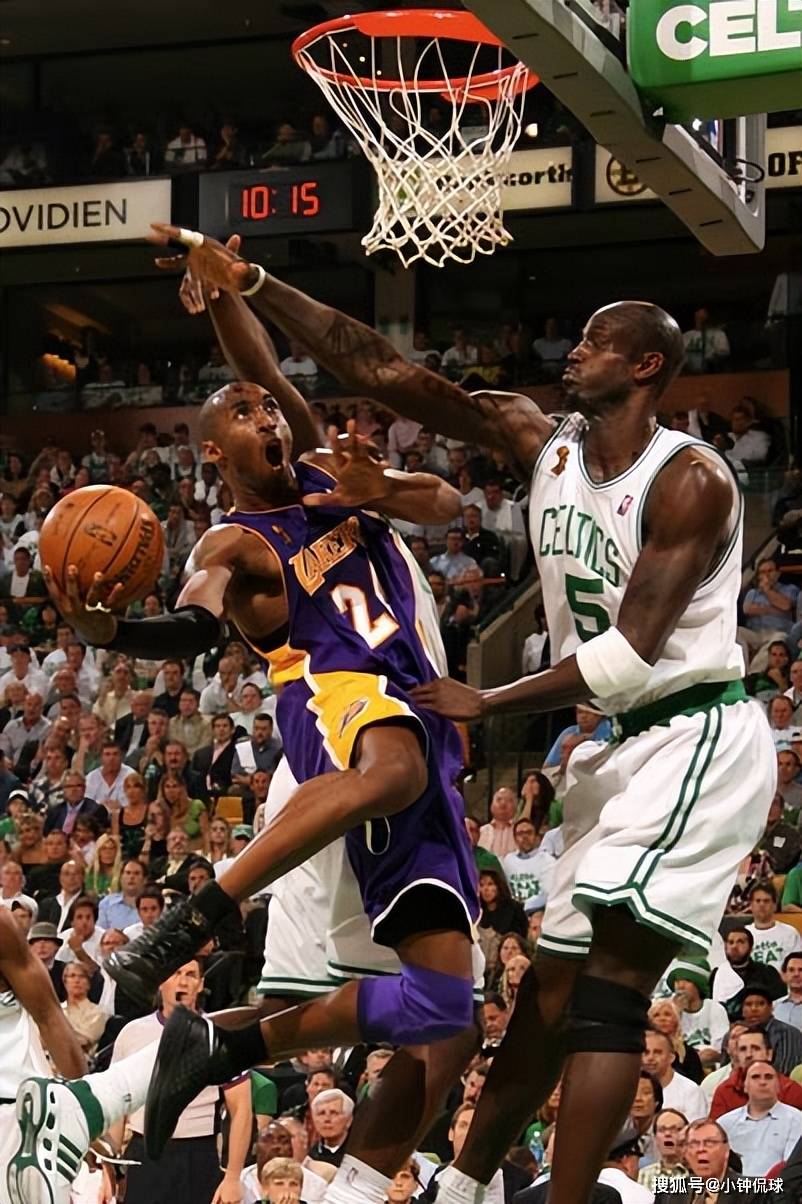 打破其防守 打破其防守