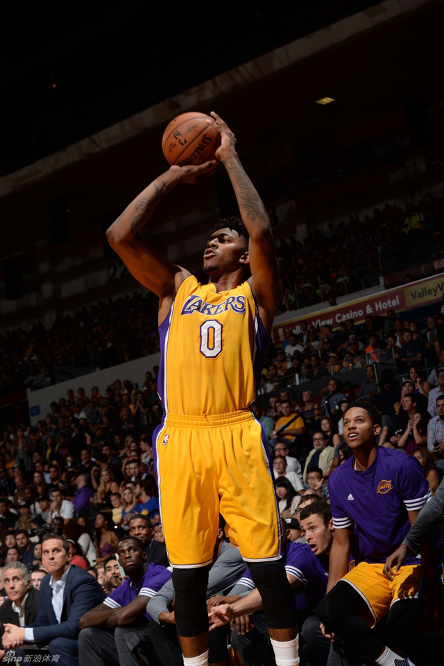 回暖難以持 回暖難以持